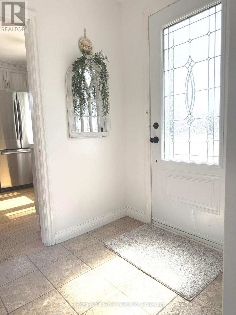 33 Mary Street, Smiths Falls, Ontario  K7A 3R2 - Photo 4 - X13048536