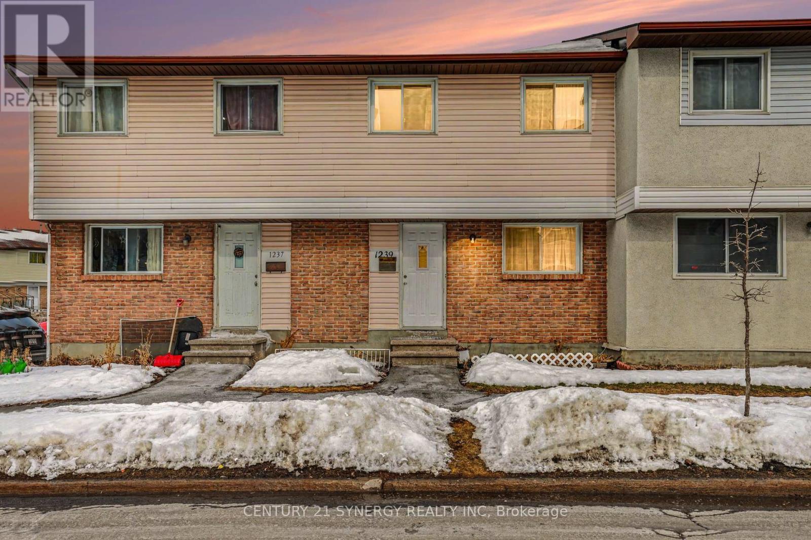 73 - 1239 BOWMOUNT STREET, Ottawa, Ontario