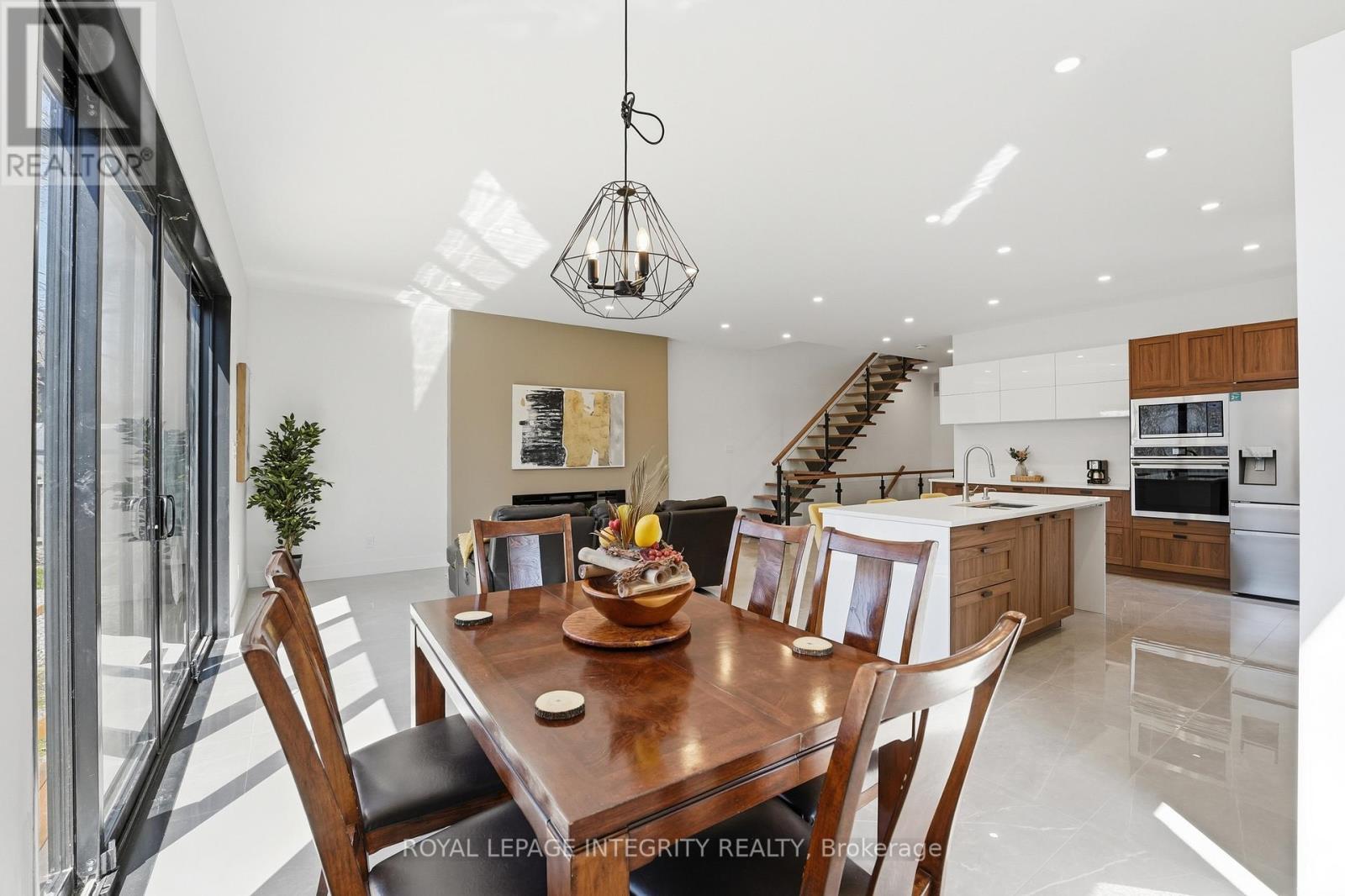 984 Watson Street, Ottawa, Ontario  K2B 6C2 - Photo 18 - X13050468