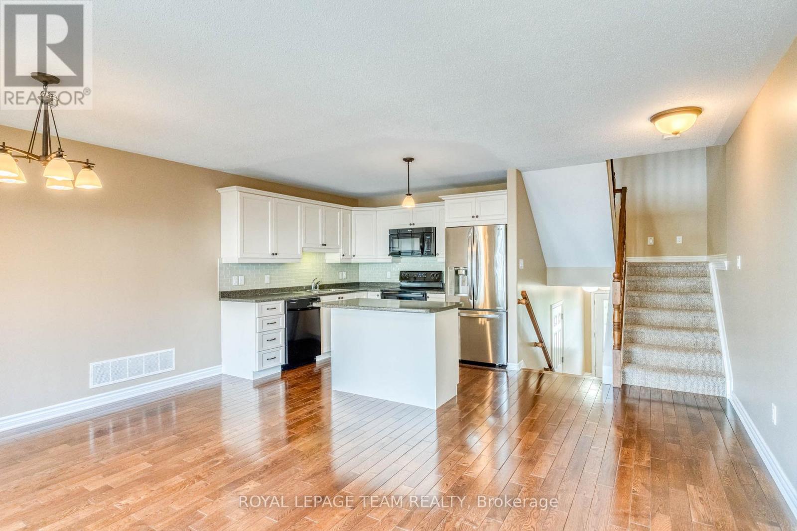 396 Ann Street, Mississippi Mills, Ontario  K0A 1A0 - Photo 7 - X13050470