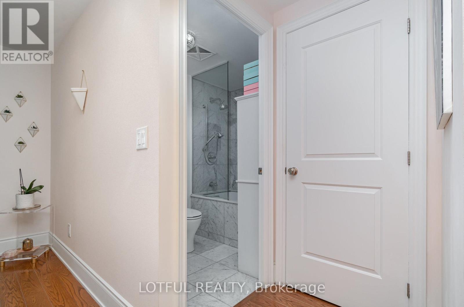 711 - 3500 Lakeshore Road W, Oakville, Ontario  L6L 0B4 - Photo 15 - W13050828