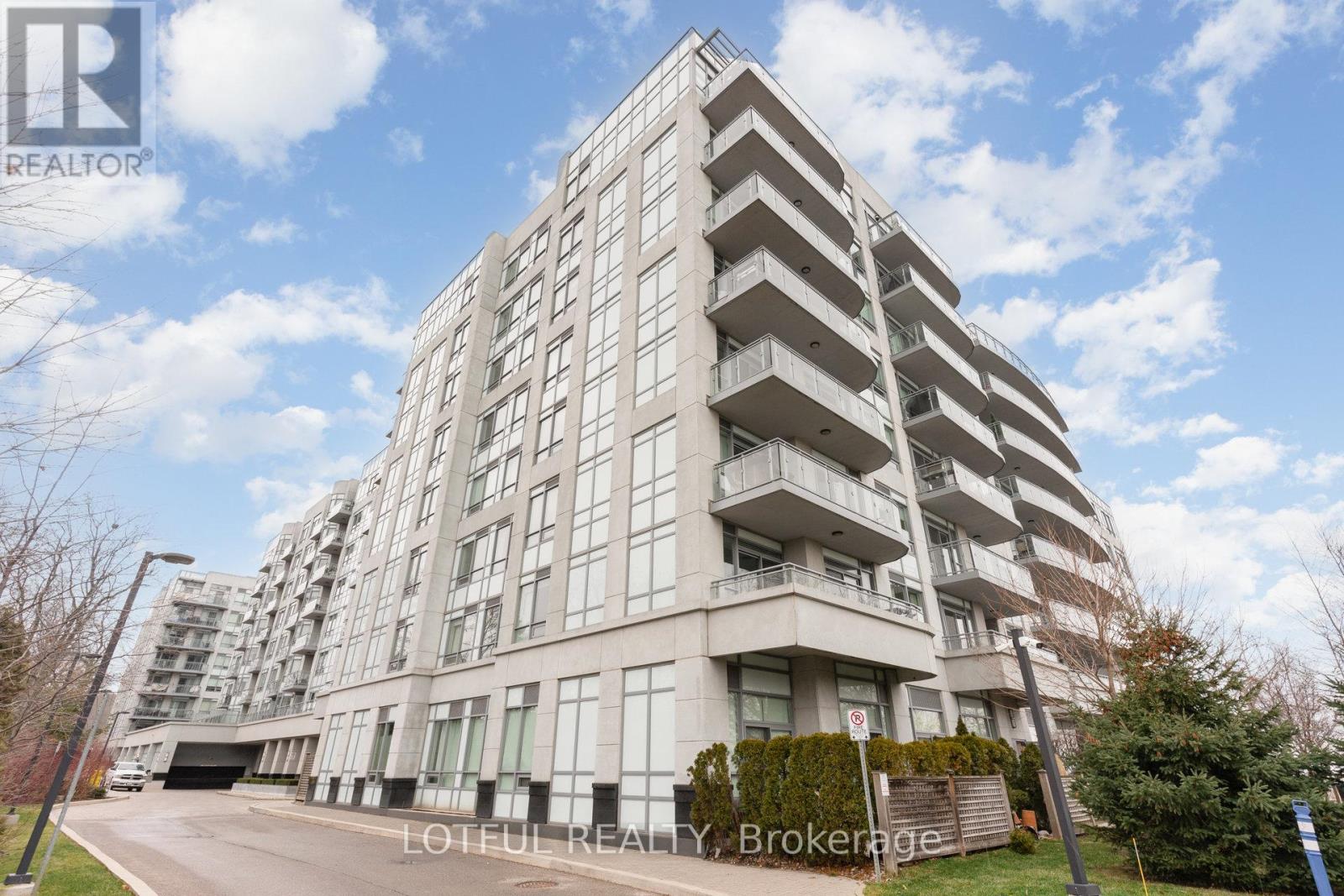 711 - 3500 Lakeshore Road W, Oakville, Ontario  L6L 0B4 - Photo 3 - W13050828