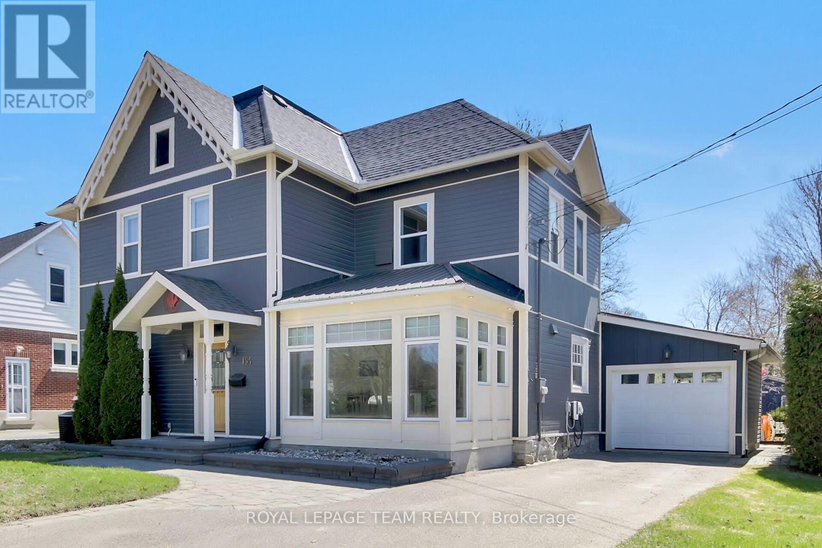 154 LAKE AVENUE, Carleton Place, Ontario