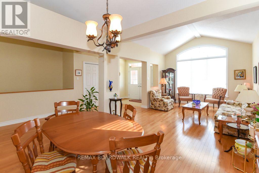 1861 Mickelberry Crescent, Ottawa, Ontario  K4A 0P2 - Photo 11 - X13051376