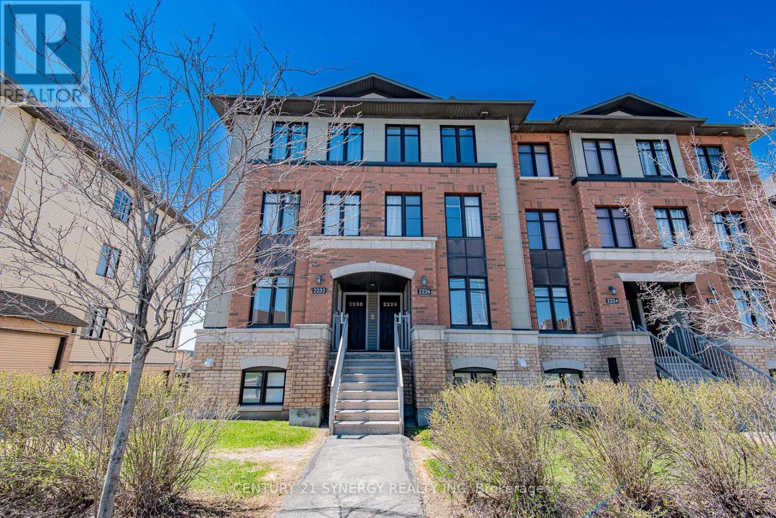 2228 TENTH LINE ROAD, Ottawa, Ontario