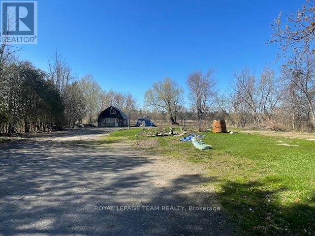 10549 LOUGHLIN RIDGE ROAD, North Dundas, Ontario