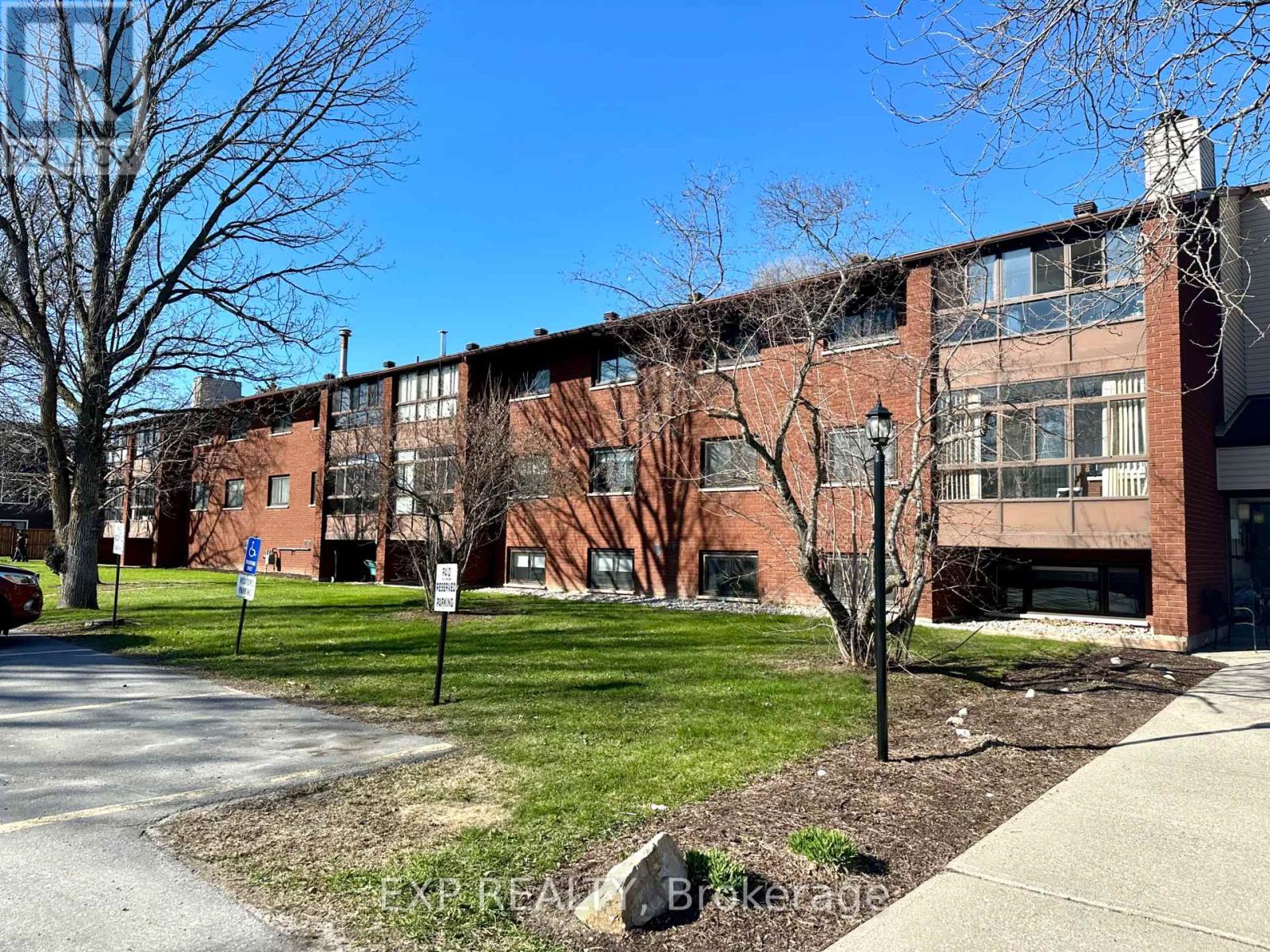 208 - 15 FINDLAY AVENUE, Carleton Place, Ontario