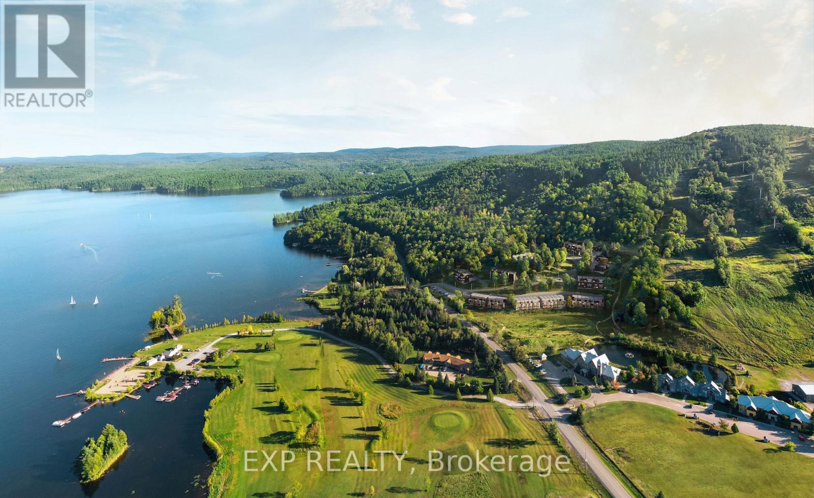 UNIT 18 MARY JOANNE DRIVE, Greater Madawaska, Ontario