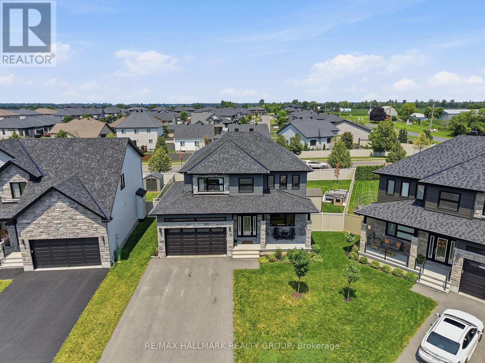 1212 Avignon Street, Russell, Ontario  K0A 1W0 - Photo 2 - X13054520