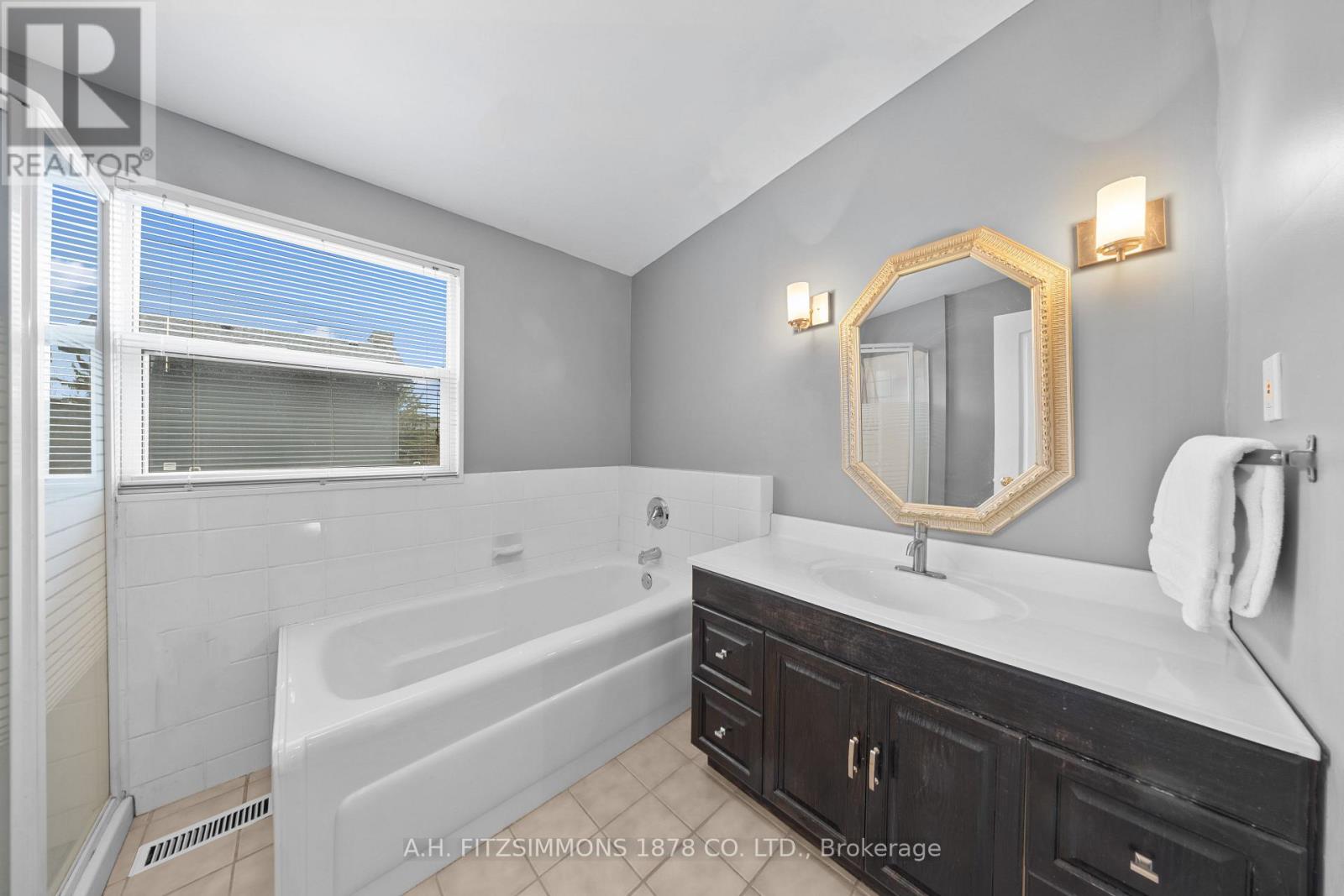 564 Tweedsmuir Avenue, Ottawa, Ontario  K1Z 5P2 - Photo 24 - X13054784