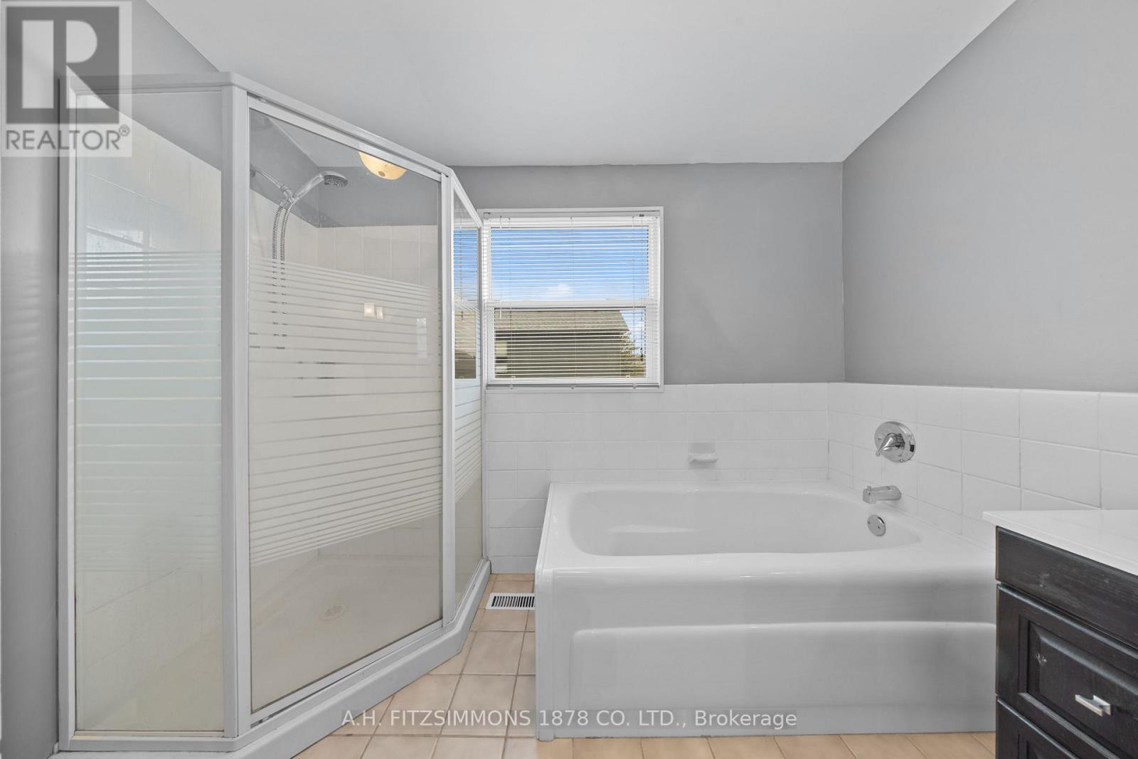 564 Tweedsmuir Avenue, Ottawa, Ontario  K1Z 5P2 - Photo 25 - X13054784