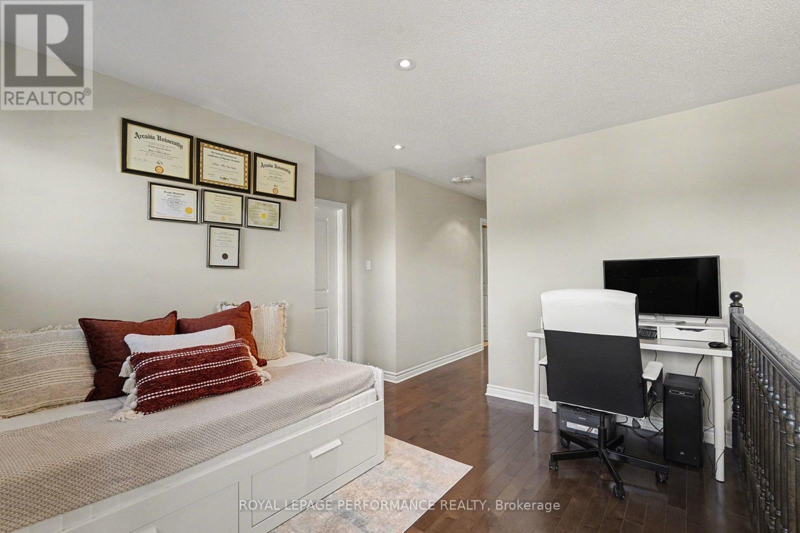 504 Yellow Birch Street, Ottawa, Ontario  K1W 0J3 - Photo 17 - X13055210