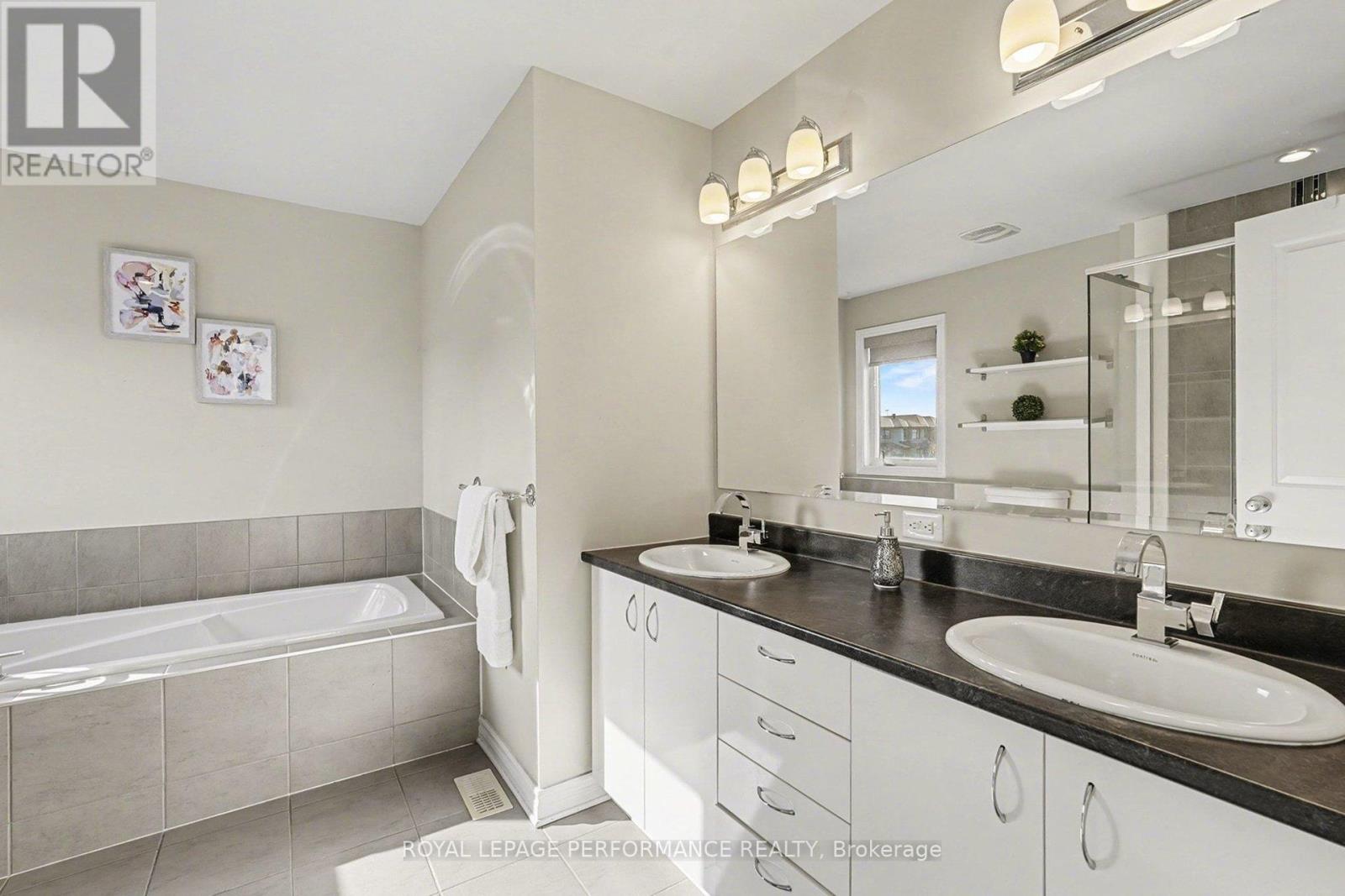 504 Yellow Birch Street, Ottawa, Ontario  K1W 0J3 - Photo 21 - X13055210