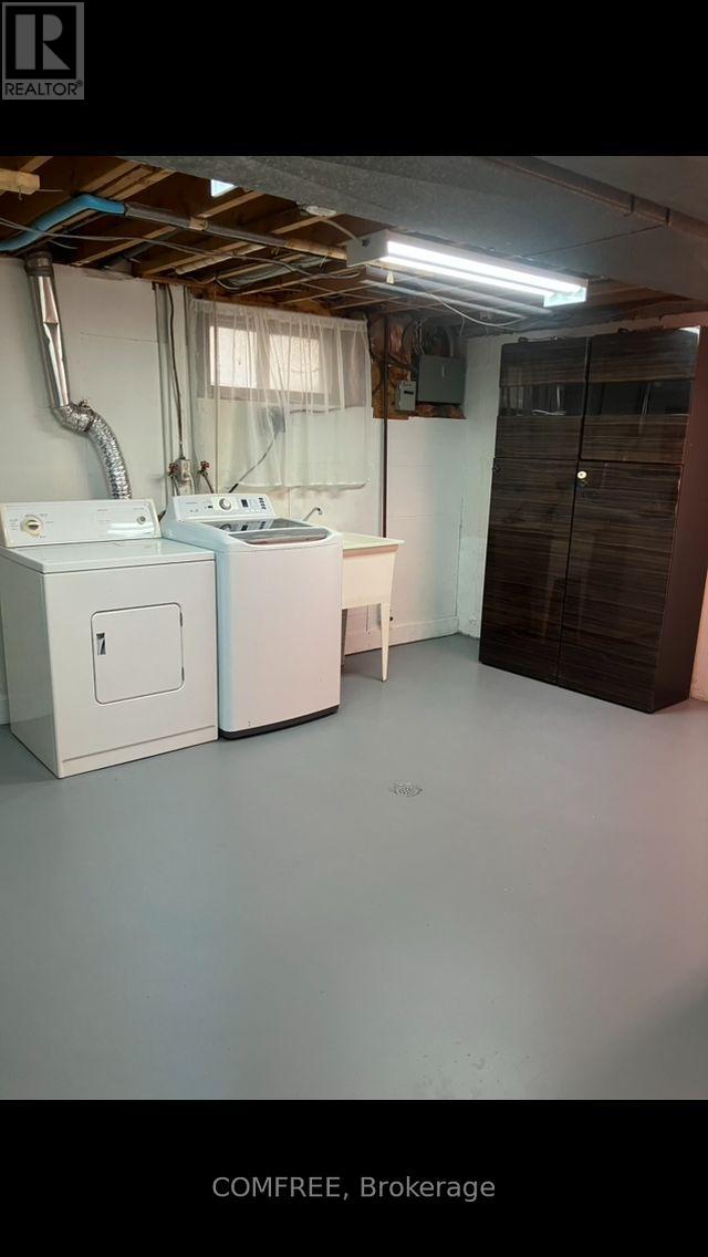 560 Short Street, Petrolia, Ontario  N0N 1R0 - Photo 18 - X13055304