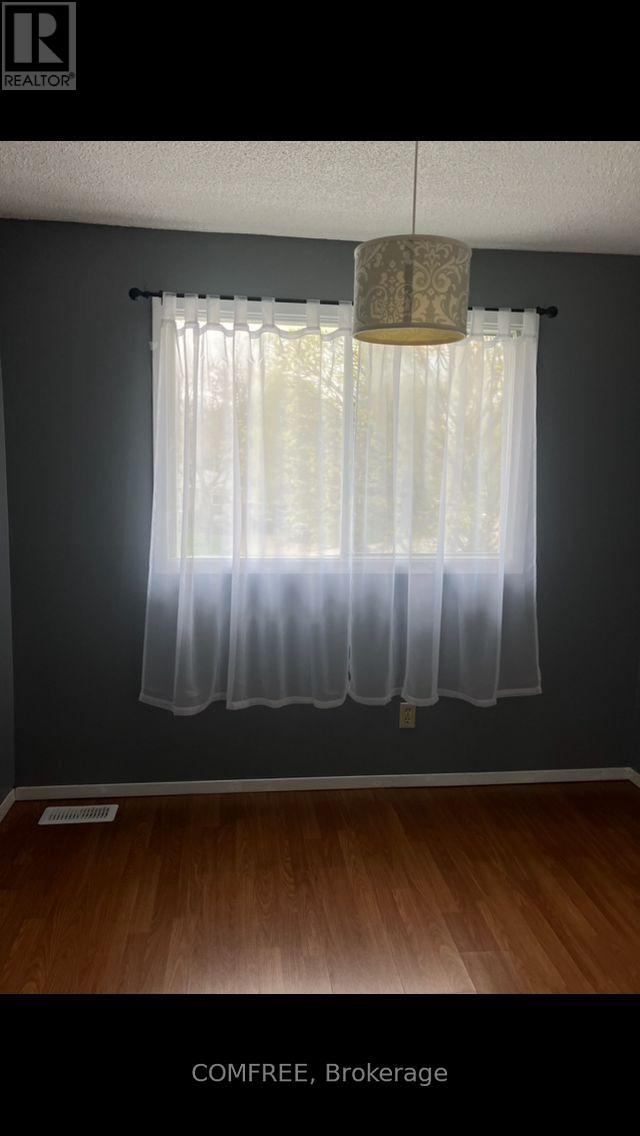 560 Short Street, Petrolia, Ontario  N0N 1R0 - Photo 26 - X13055304