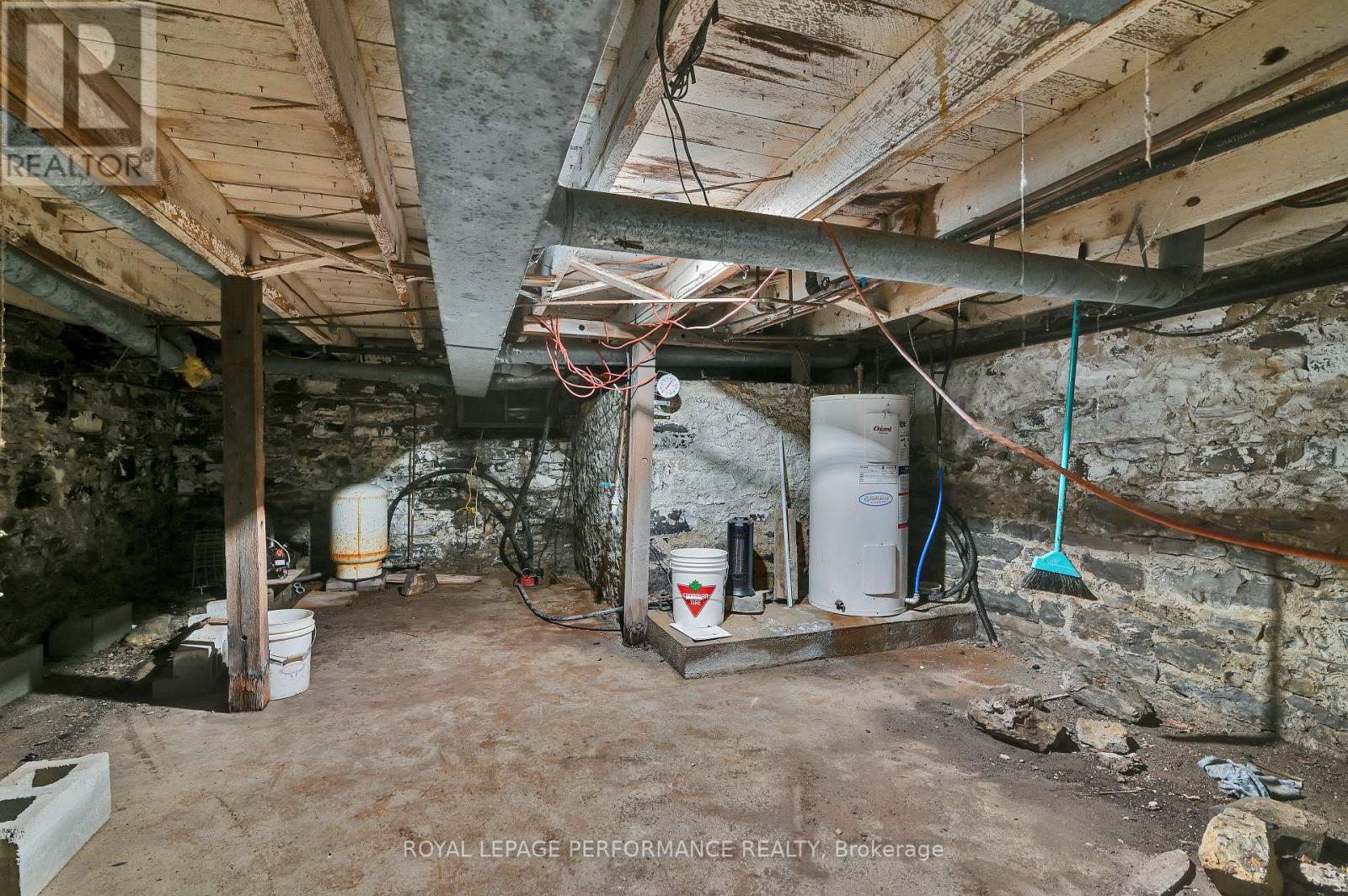 2421 Buckwheat Road W, Edwardsburgh/cardinal, Ontario  K0E 1X0 - Photo 23 - X13055484