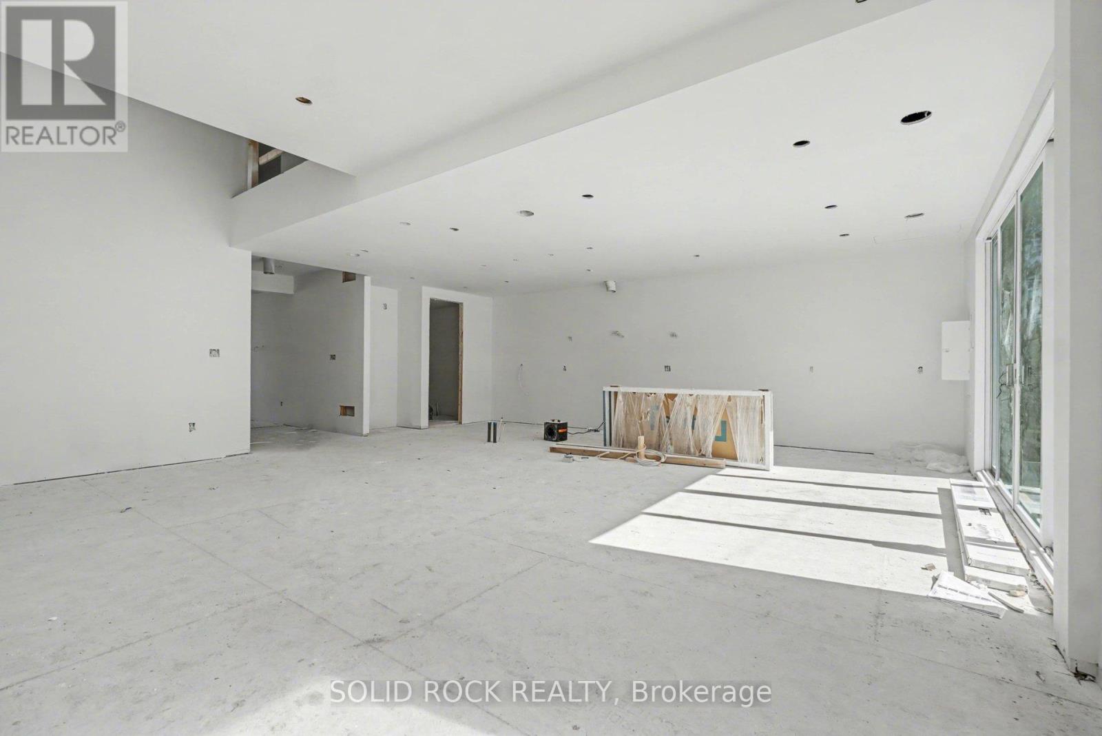 830 Alpine Avenue, Ottawa, Ontario  K2B 5R6 - Photo 11 - X13055718