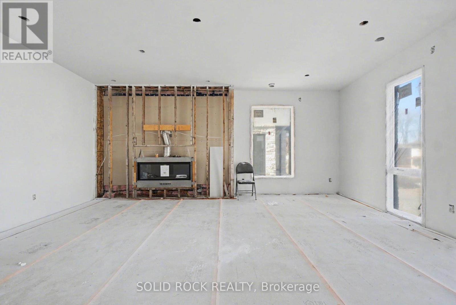 830 Alpine Avenue, Ottawa, Ontario  K2B 5R6 - Photo 4 - X13055718
