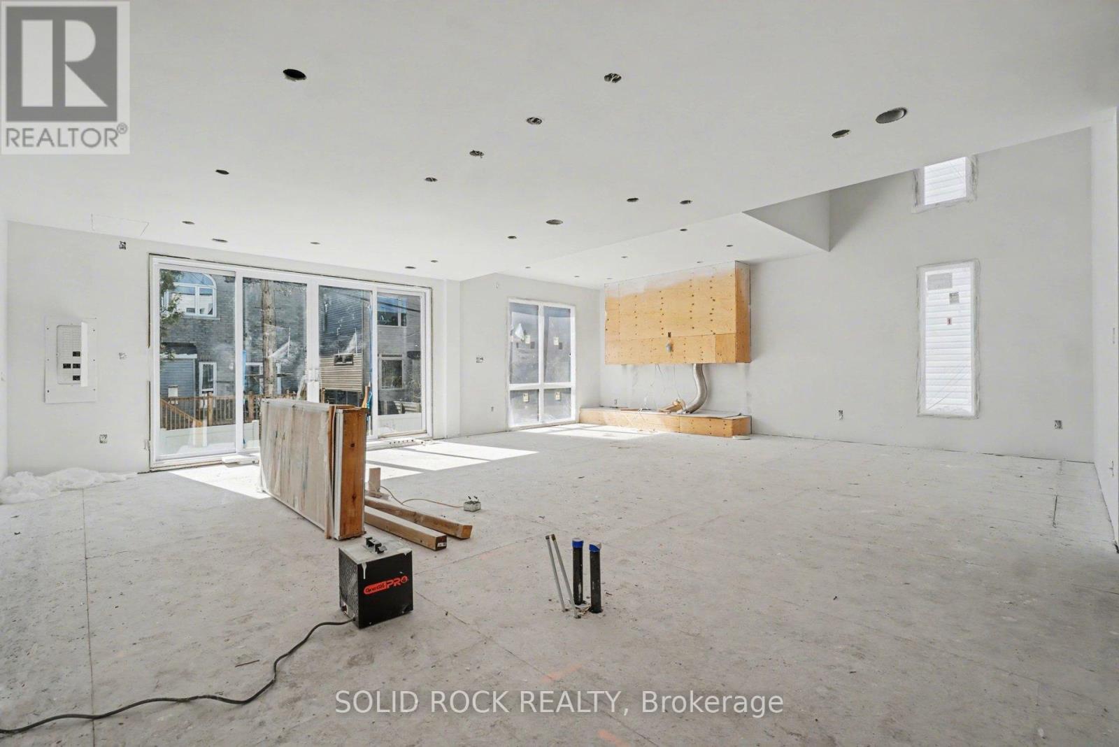 830 Alpine Avenue, Ottawa, Ontario  K2B 5R6 - Photo 7 - X13055718