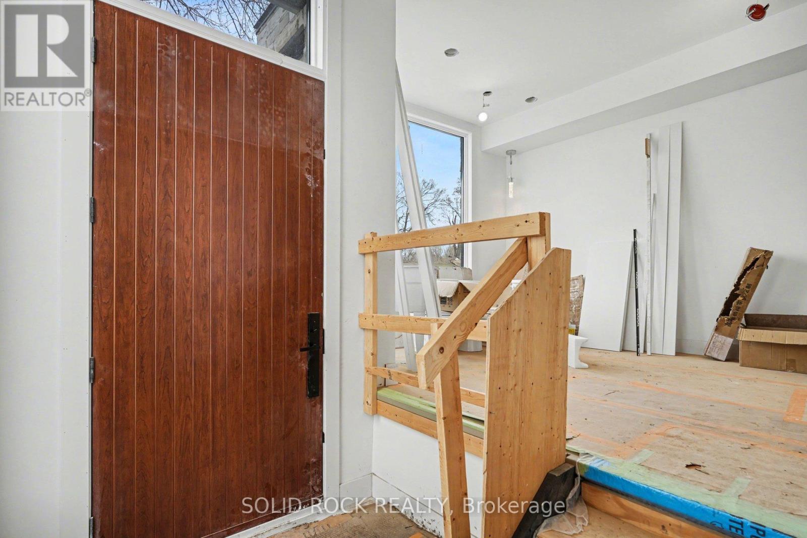838 Alpine Avenue, Ottawa, Ontario  K2B 5R6 - Photo 3 - X13055724