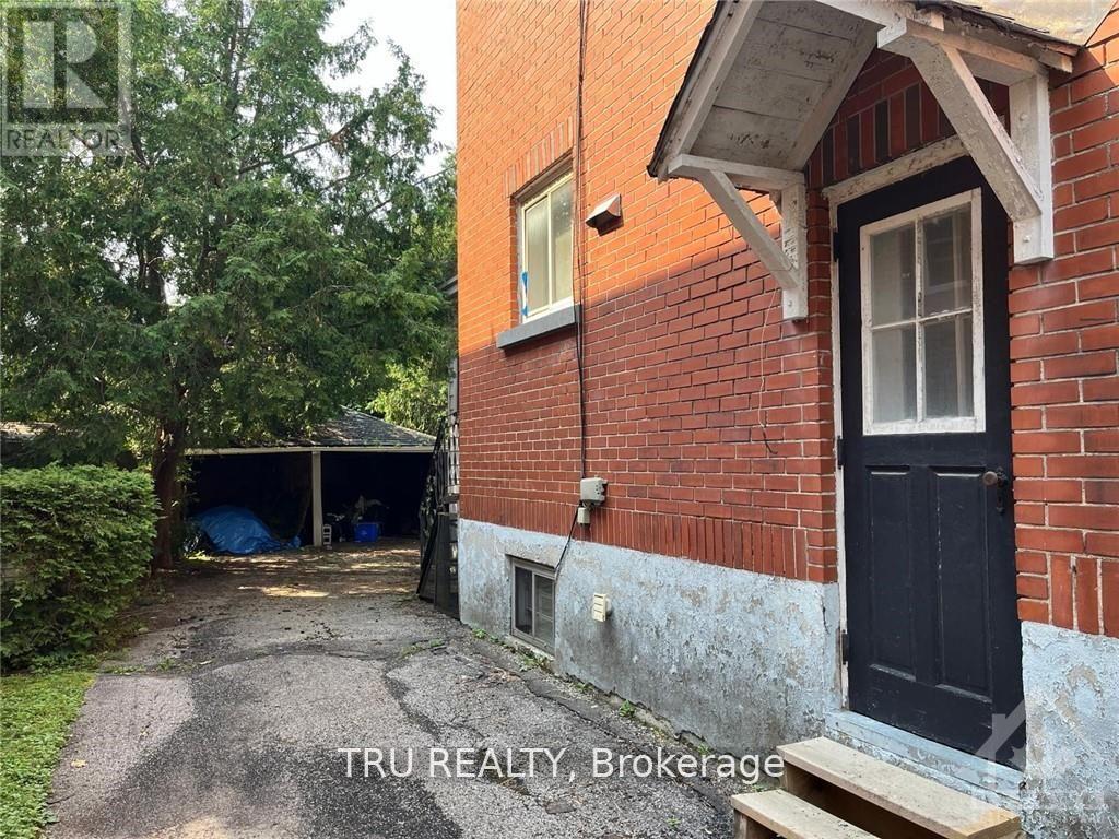 102 Putman Avenue, Ottawa, Ontario  K1M 1Z6 - Photo 5 - X13056052