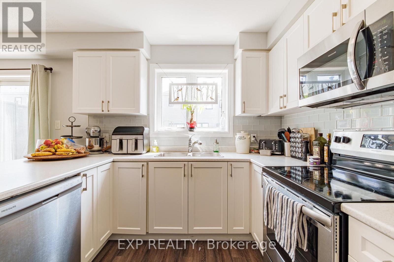99 Kyanite Lane, Ottawa, Ontario  K2J 7B4 - Photo 10 - X13057294