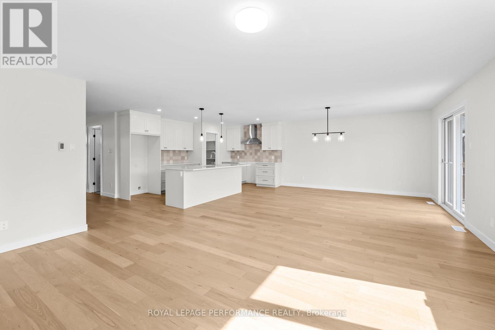 86 Mille Roches Road, South Stormont, Ontario  K0C 1P0 - Photo 9 - X13057322