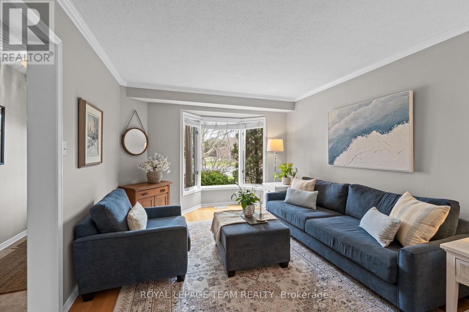195 Walden Drive, Ottawa, Ontario  K2K 2K7 - Photo 5 - X13057944