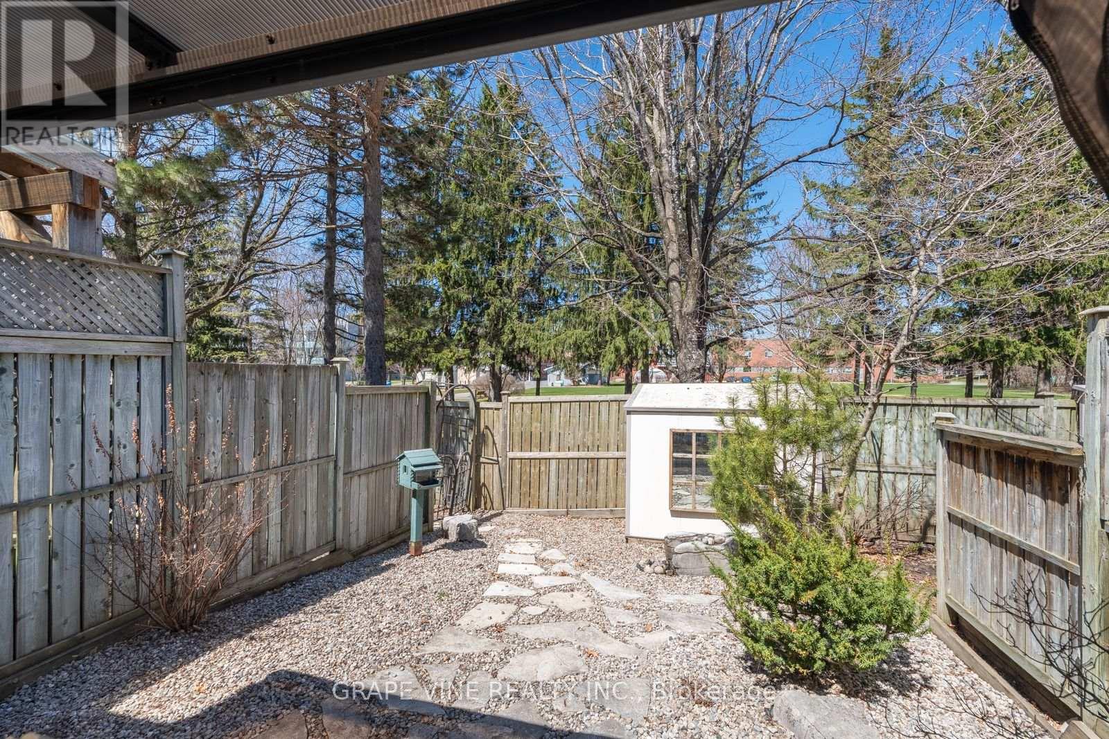 142 College Circle, Ottawa, Ontario  K1K 4S1 - Photo 36 - X13058072