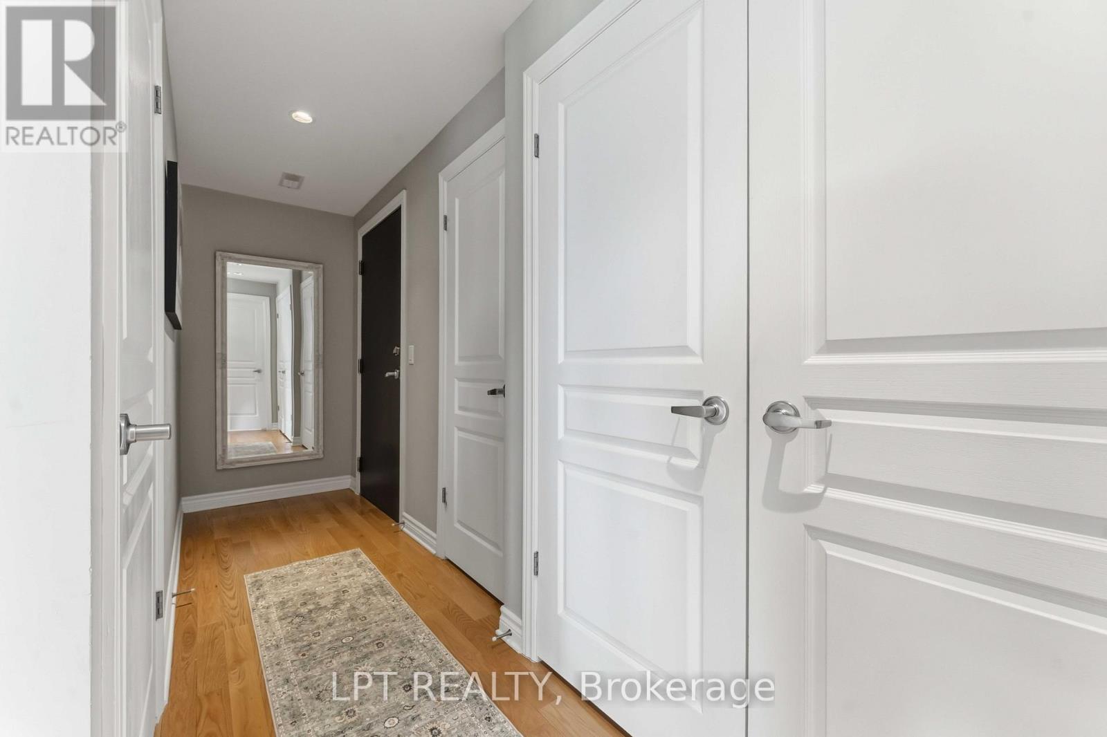 301 - 755 Beauparc Private, Ottawa, Ontario  K1J 0B5 - Photo 5 - X13058080
