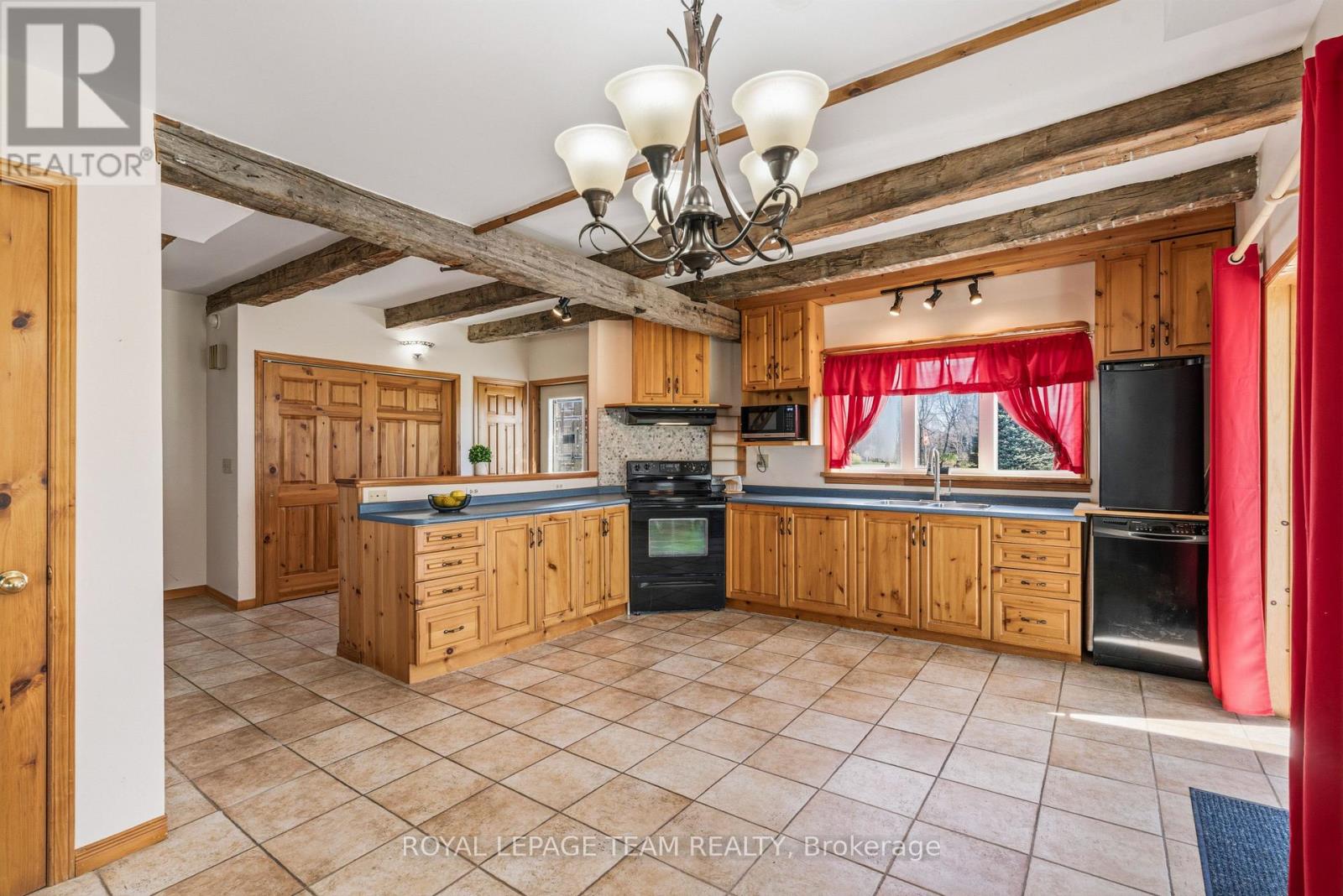 12106 Lakeshore Drive, South Dundas, Ontario  K0C 1X0 - Photo 11 - X13058378