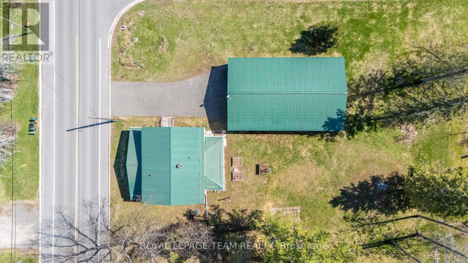 12106 Lakeshore Drive, South Dundas, Ontario  K0C 1X0 - Photo 41 - X13058378