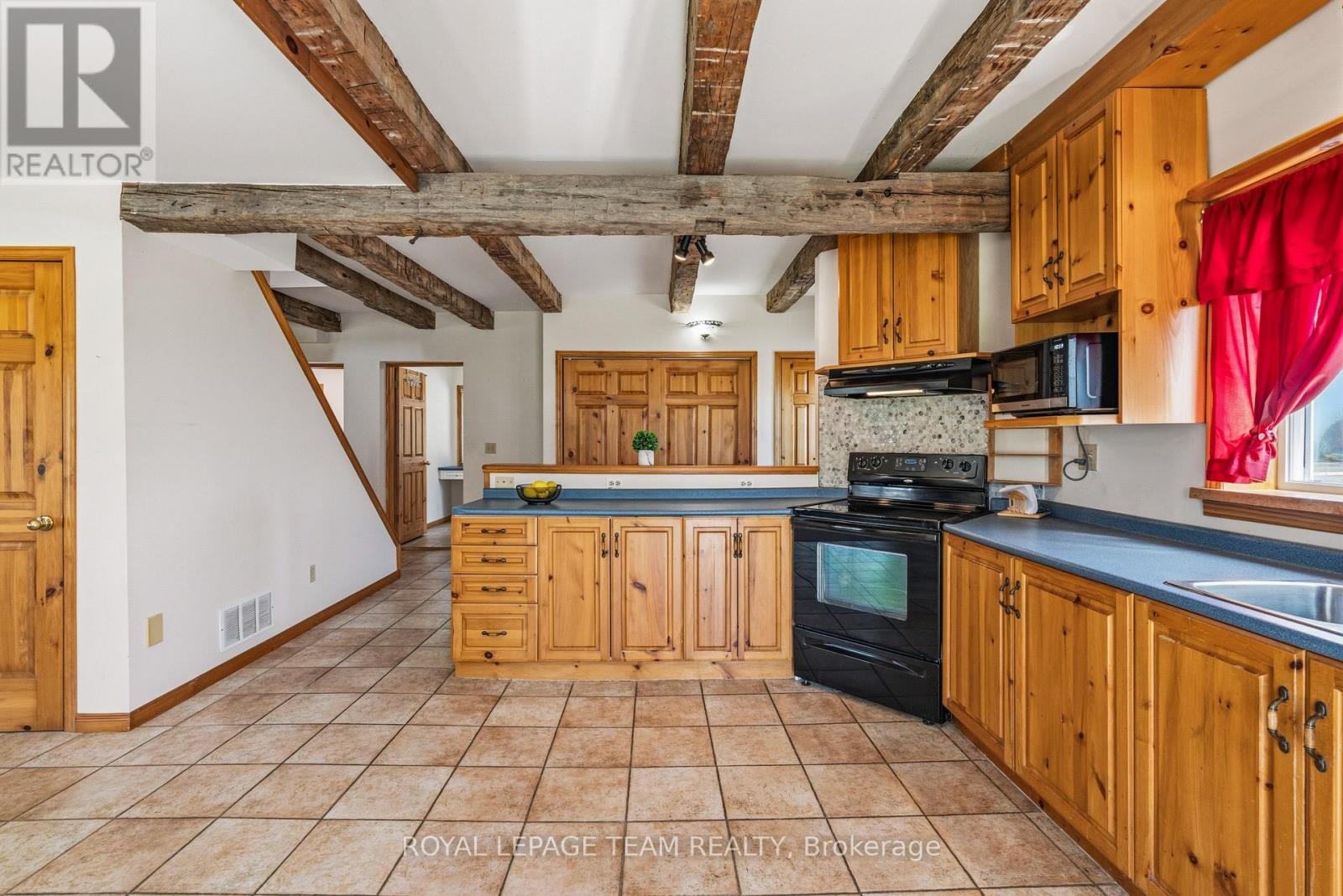 12106 Lakeshore Drive, South Dundas, Ontario  K0C 1X0 - Photo 7 - X13058378