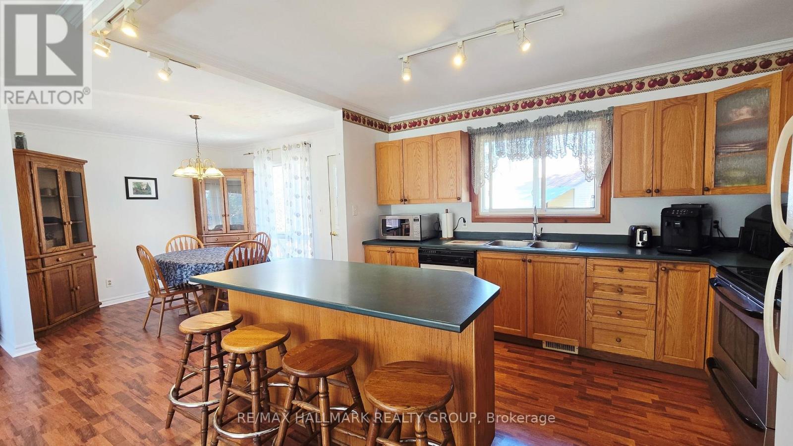4318 Stonecrest Road, Ottawa, Ontario  K0A 3M0 - Photo 7 - X13059210