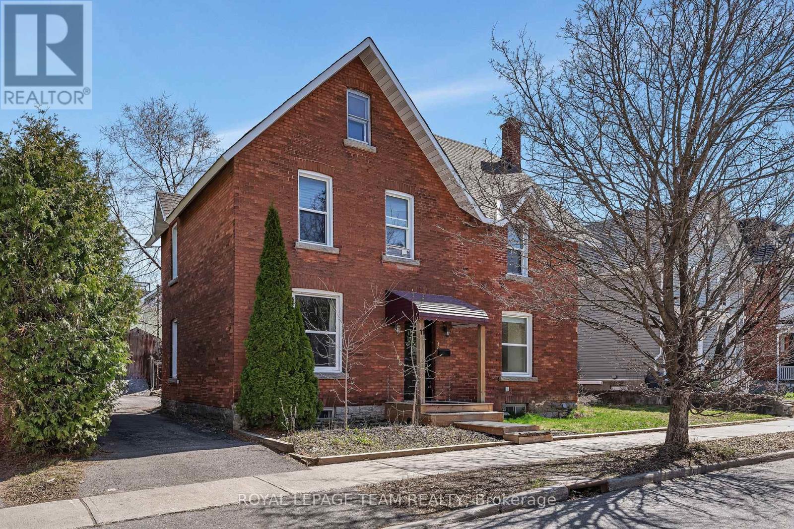 11 SHERBROOKE AVENUE, Ottawa, Ontario