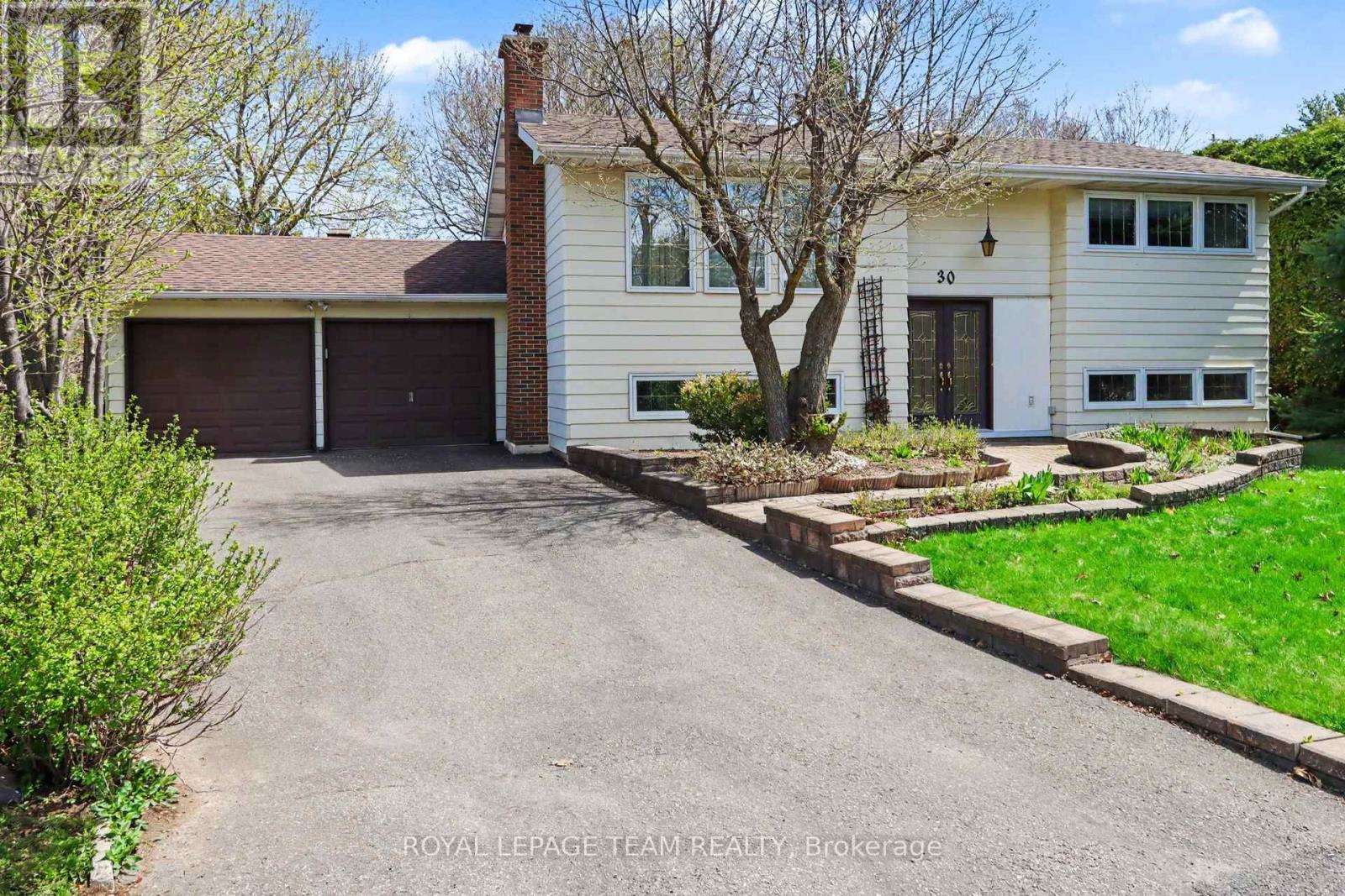 30 JUNIPER COURT, Ottawa, Ontario