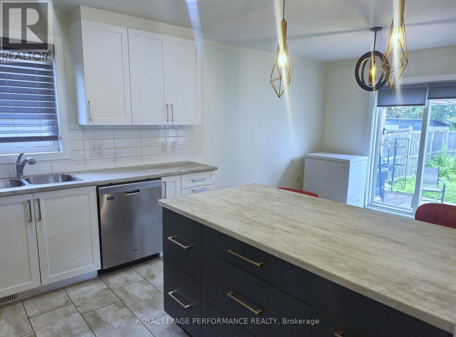 609 Robert Street, Clarence-Rockland, Ontario  K4K 1E8 - Photo 9 - X13059928
