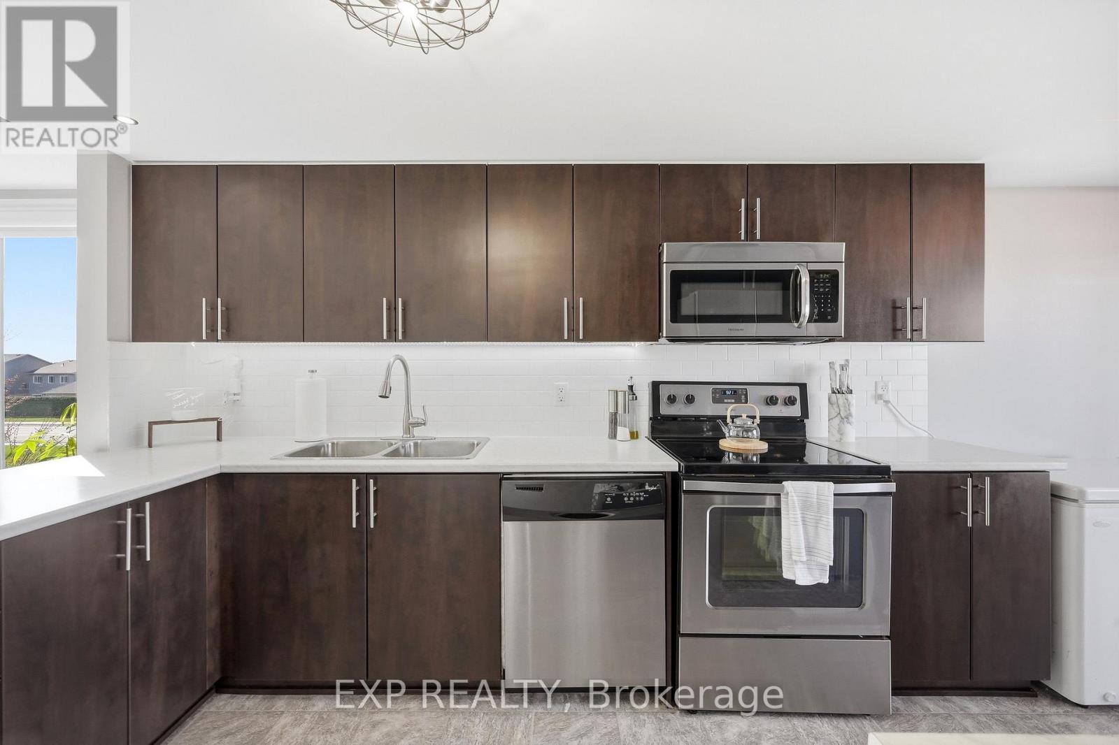 2 - 2224 Marble Crescent, Clarence-Rockland, Ontario  K4K 0G9 - Photo 6 - X13060034