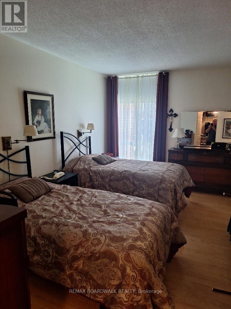 206 - 330 Centrum Boulevard, Ottawa, Ontario  K1E 3W2 - Photo 11 - X13060136