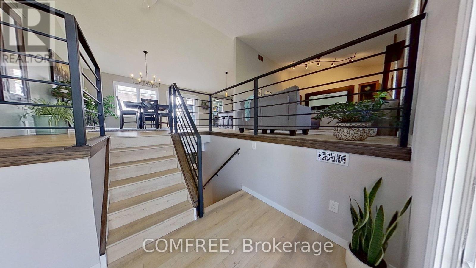 1 Starlight Lane, Thames Centre, Ontario  N0L 1G5 - Photo 5 - X13060324