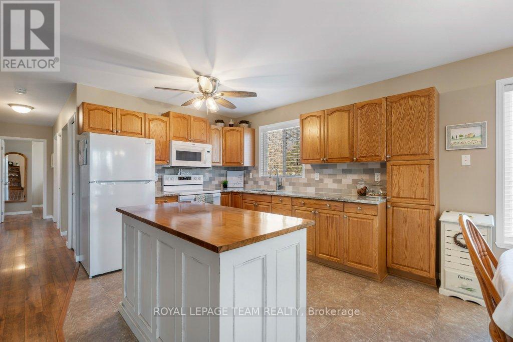 15065 Concession 3-4 Road, North Stormont, Ontario  K0C 1K0 - Photo 10 - X13060406