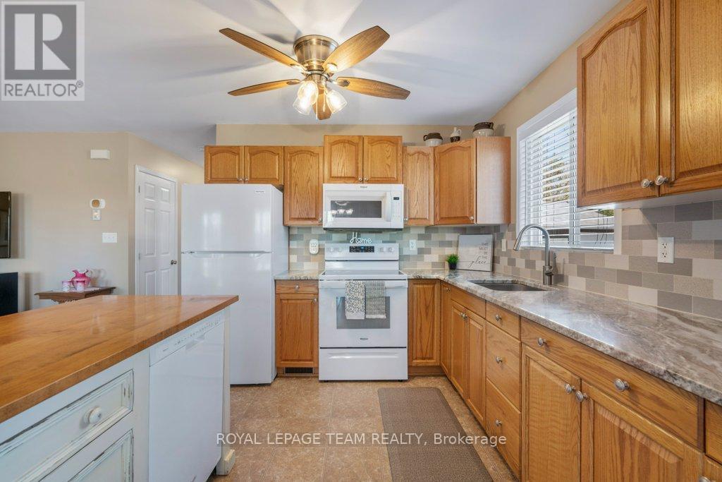 15065 Concession 3-4 Road, North Stormont, Ontario  K0C 1K0 - Photo 11 - X13060406