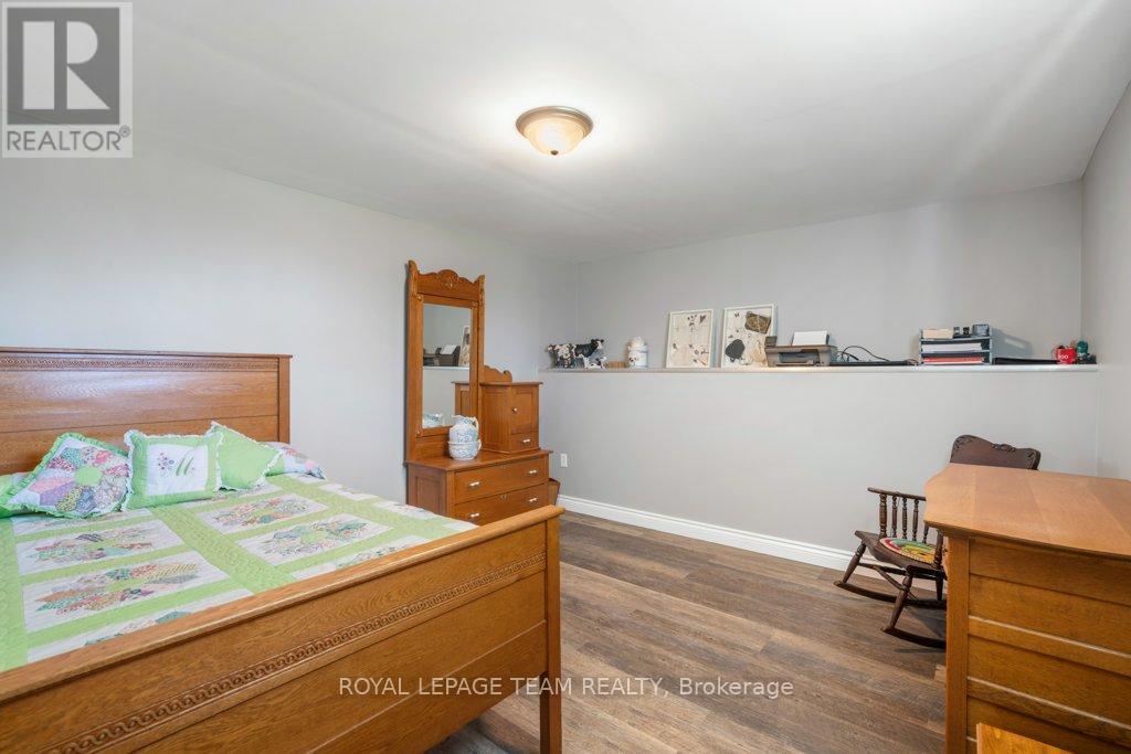 15065 Concession 3-4 Road, North Stormont, Ontario  K0C 1K0 - Photo 26 - X13060406