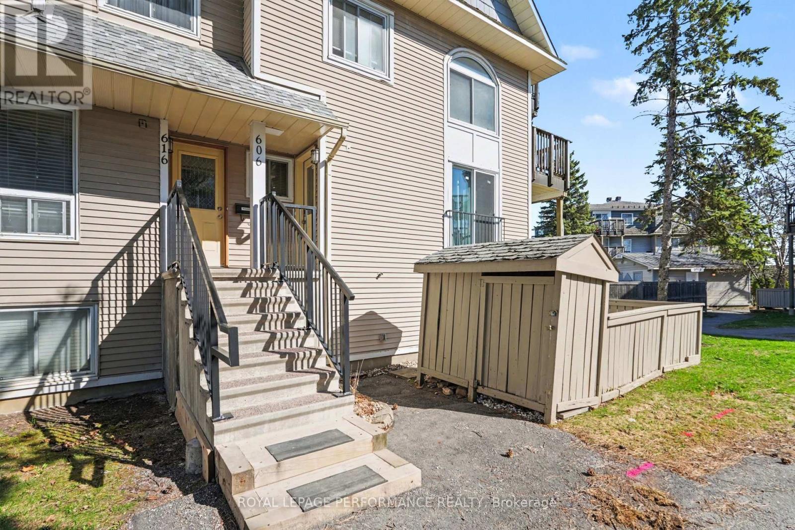 606 Tanguay Court, Ottawa, Ontario  K2L 3X3 - Photo 22 - X13060666
