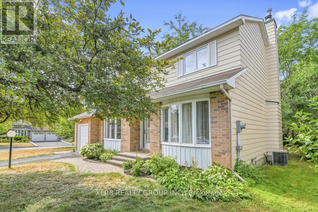 12 John Sidney Crescent, Ottawa, Ontario  K2S 1J7 - Photo 3 - X13061022