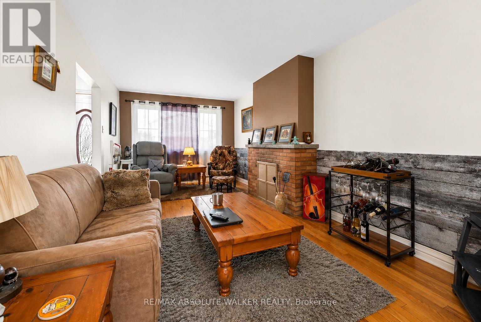 144 Viewmount Drive, Ottawa, Ontario  K2G 3B7 - Photo 4 - X13061302