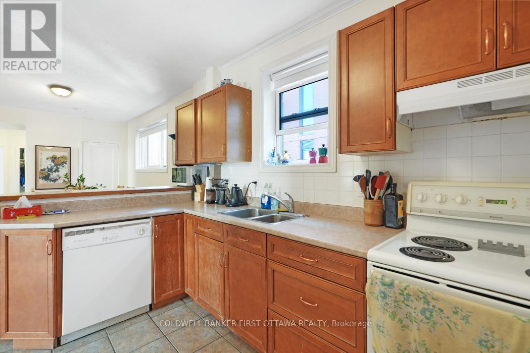 95 Barrette Street, Ottawa, Ontario  K1L 8A2 - Photo 15 - X13061458
