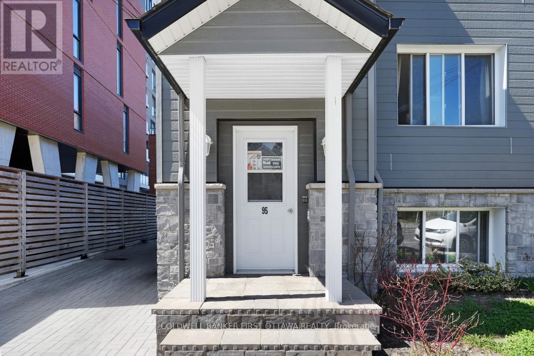 95 Barrette Street, Ottawa, Ontario  K1L 8A2 - Photo 2 - X13061458