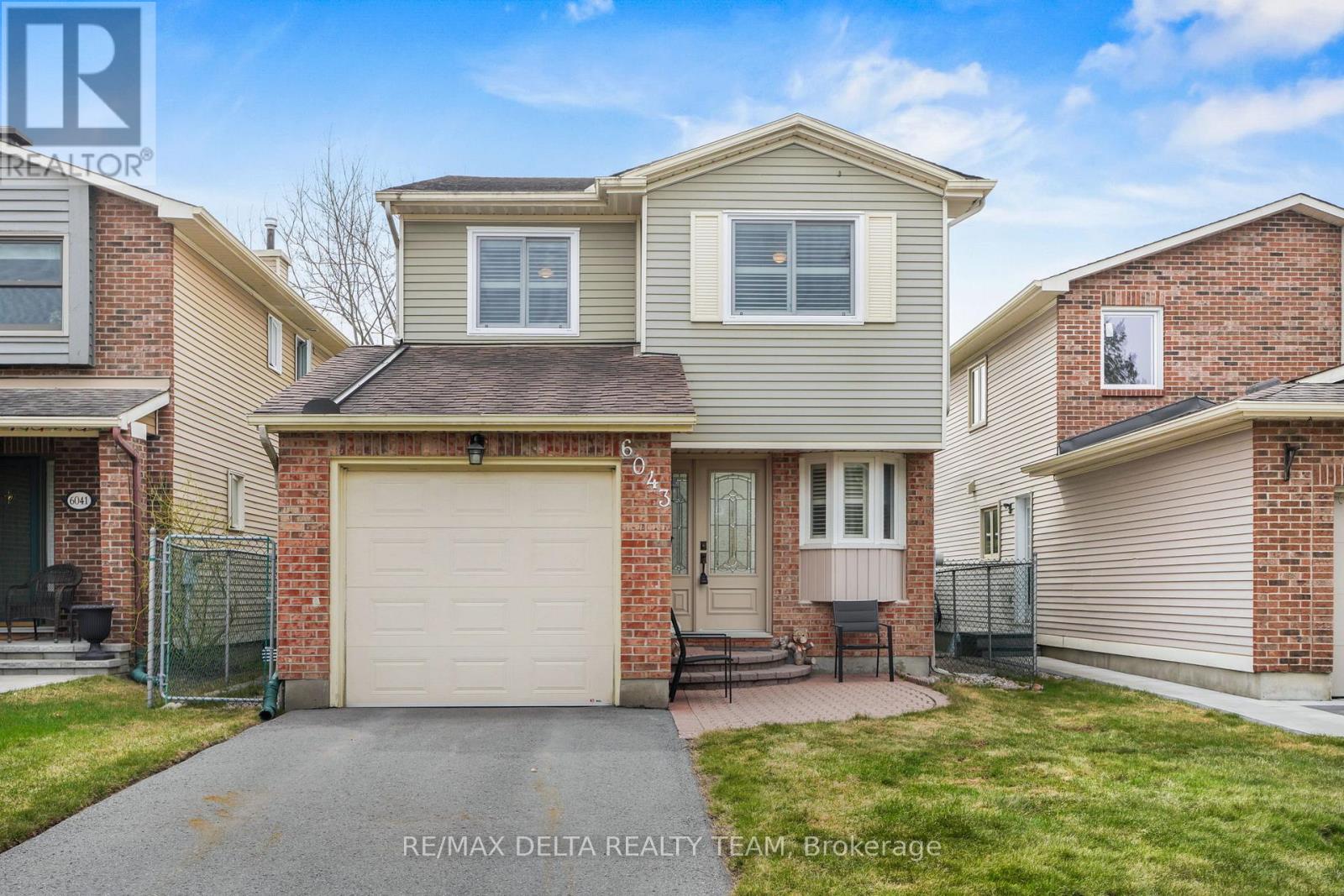 6043 VALLEY FIELD CRESCENT, Ottawa, Ontario