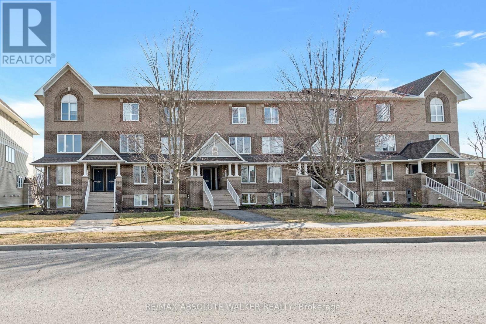 8 - 299 Aquaview Drive, Ottawa, Ontario  K4A 0B6 - Photo 3 - X13062692